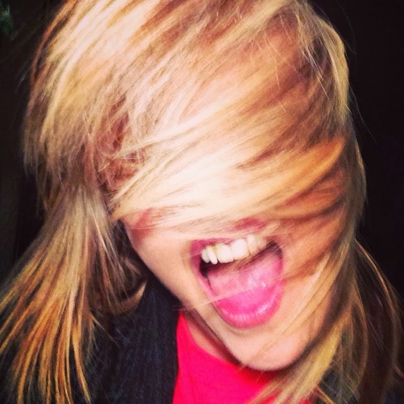 Meet your Posher, Dana - Picture 1 of 1